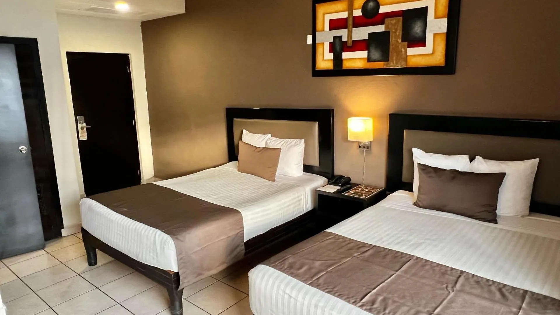 ***  Hotel La Siesta Malecon Mazatlan Mexico