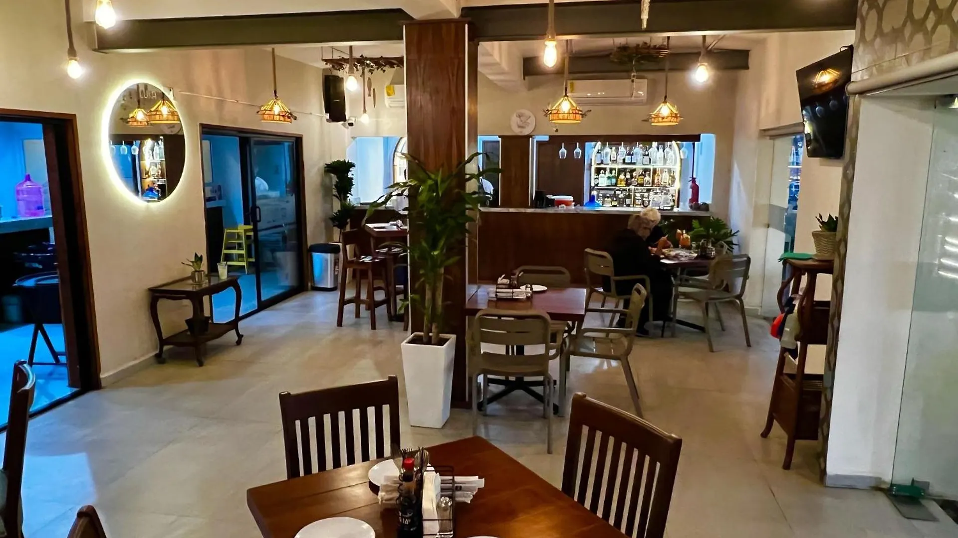Hotel La Siesta Malecon Mazatlan 3*,