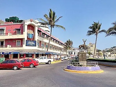 Hotel La Siesta Malecon Mazatlan