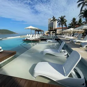 The Palms Of Resort